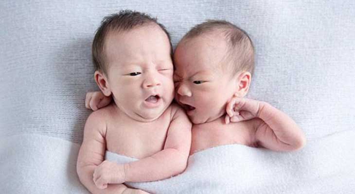 广州龙凤胎助孕产子生殖中心
：广州怀孕岛可以在高龄时怀上双胞胎，这取决于身体条件是否理想