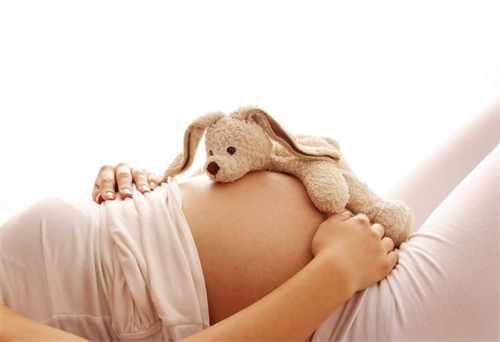 如何缓解早孕的症状和反应